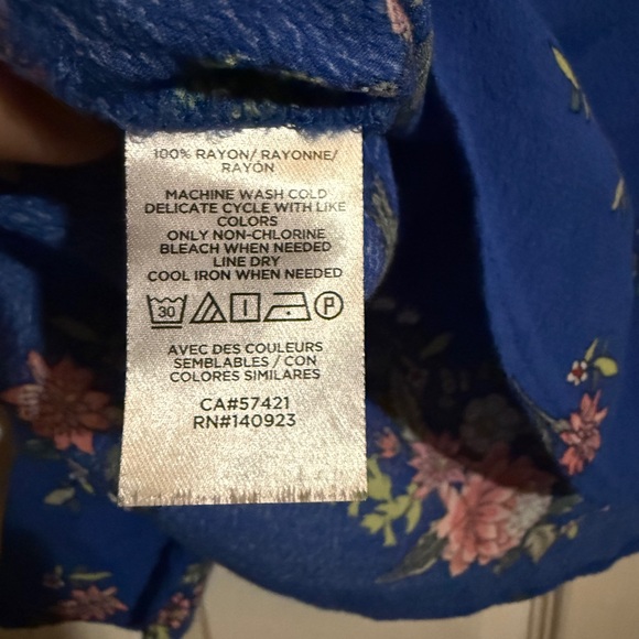 LOFT Blue Floral Blouse - Picture 7 of 7